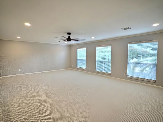 305 Oak Creek Court, League City, TX 77573