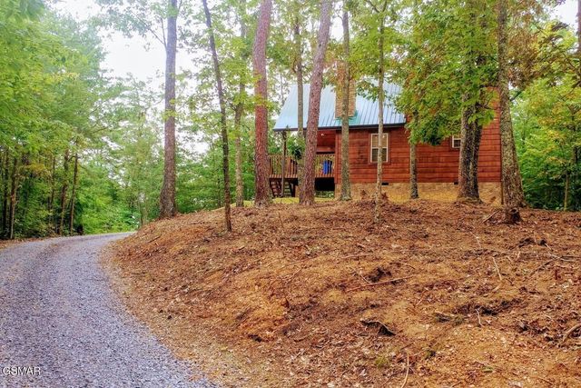 1876 Natures Lane, Sevierville, TN 37862