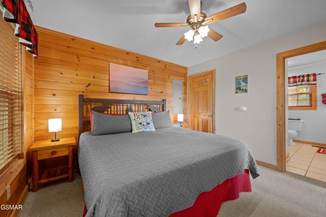 1876 Natures Lane, Sevierville, TN 37862