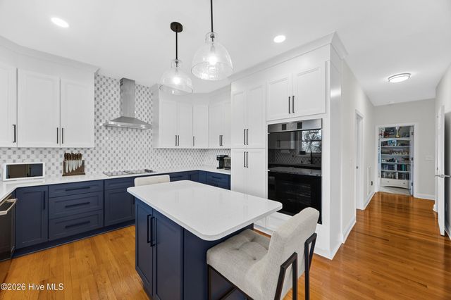 214 Pelican Walk, Hampstead, NC 28443