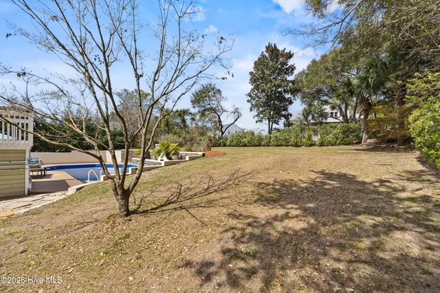 214 Pelican Walk, Hampstead, NC 28443