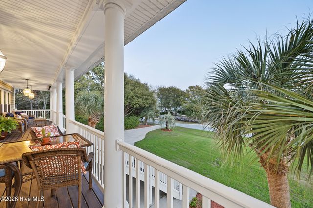 214 Pelican Walk, Hampstead, NC 28443