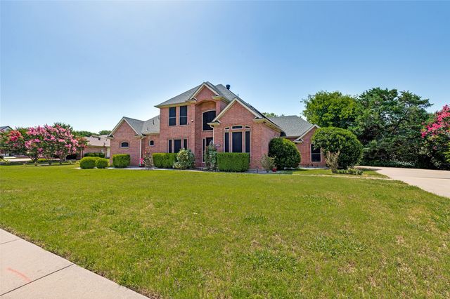 2828 S Lakeview Drive, Cedar Hill, TX 75104