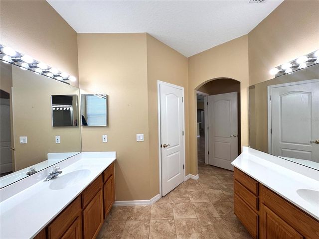 10118 SHORTWOOD LANE, Orlando, FL 32836
