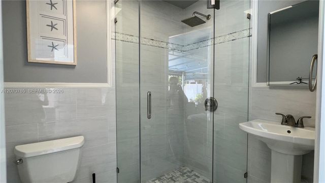 1611 71st Street, Miami Beach, FL 33141