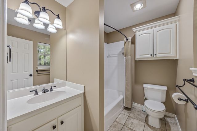 17820 Oak Forest Drive, Flint, TX 75762
