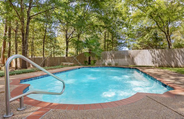 17820 Oak Forest Drive, Flint, TX 75762