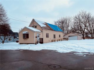29 Aurora Avenue, West Seneca, NY 14224