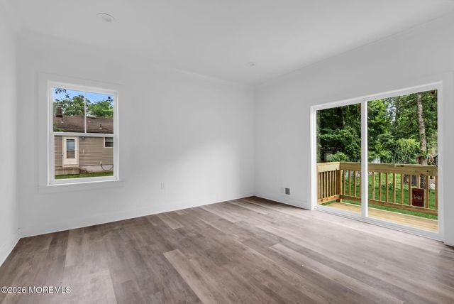 1150 Manchester Street, Toms River, NJ 08757
