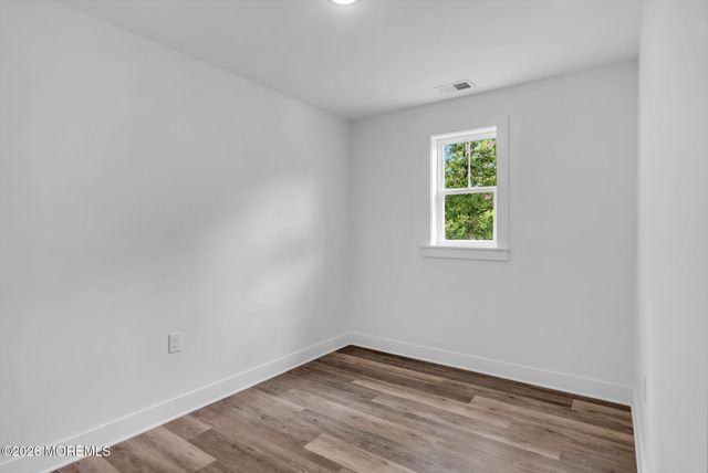 1150 Manchester Street, Toms River, NJ 08757