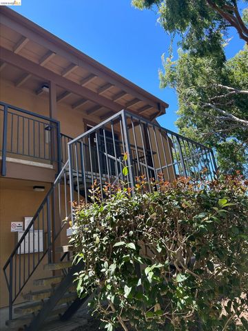 5313 Ridgeview Cir 4, El Sobrante, CA 94803