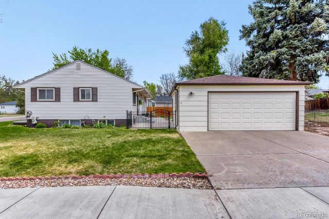 5896 S Lakeview Street, Littleton, CO 80120