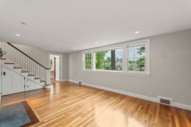 42 Elinor Road, Newton, MA 02461