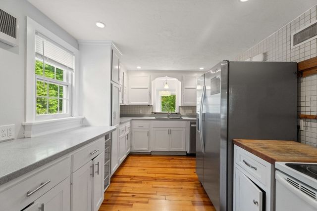 42 Elinor Road, Newton, MA 02461