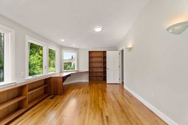 42 Elinor Road, Newton, MA 02461