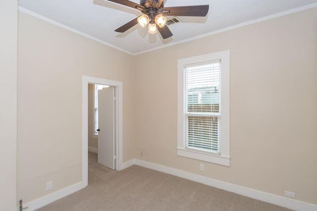 3909 Barnes Street, Houston, TX 77007