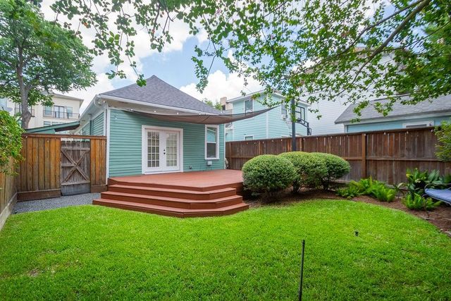 3909 Barnes Street, Houston, TX 77007