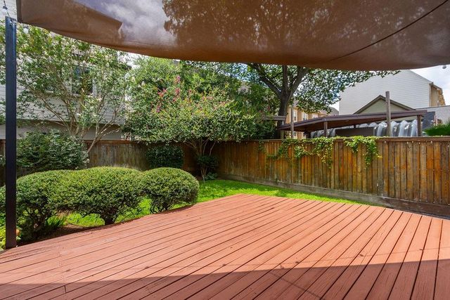 3909 Barnes Street, Houston, TX 77007