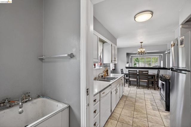 1016 C St, Antioch, CA 94509