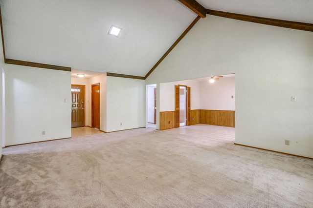 340 Grand Meadow Drive, Fort Worth, TX 76108