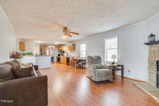 4161 Carters Valley Road, Church Hill, TN 37642