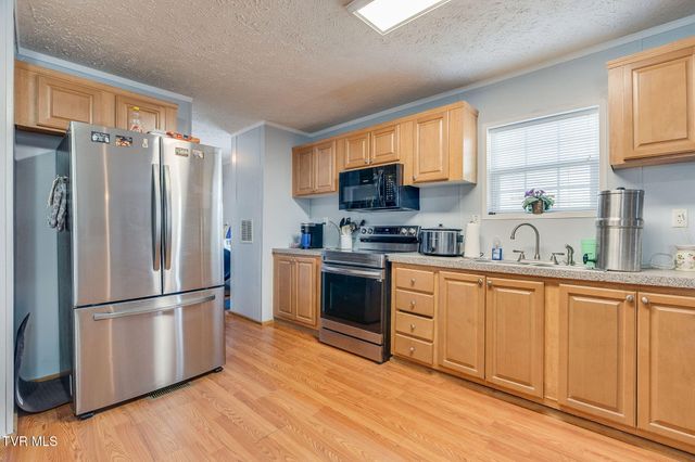 4161 Carters Valley Road, Church Hill, TN 37642