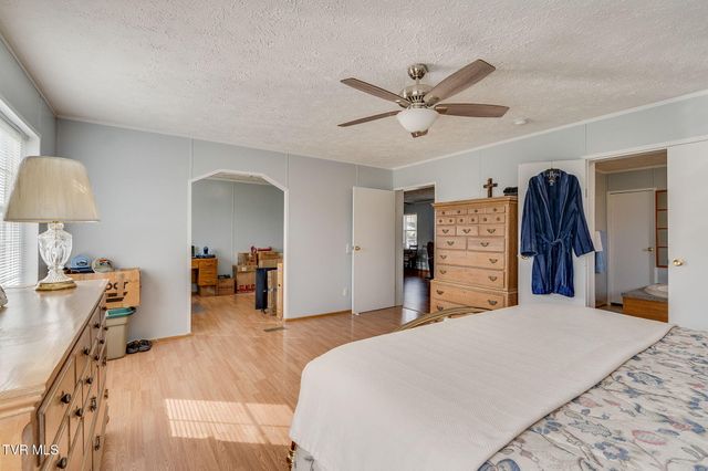 4161 Carters Valley Road, Church Hill, TN 37642