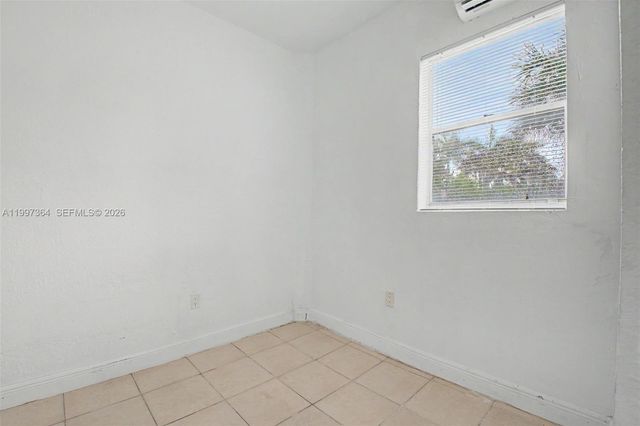 50 NW 79th St 2, Miami, FL 33150