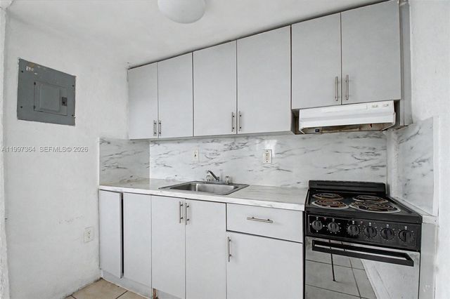 50 NW 79th St 2, Miami, FL 33150