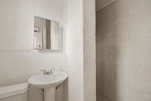 50 NW 79th St 2, Miami, FL 33150