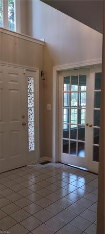 110 Liberty DR, Yorktown, VA 23693