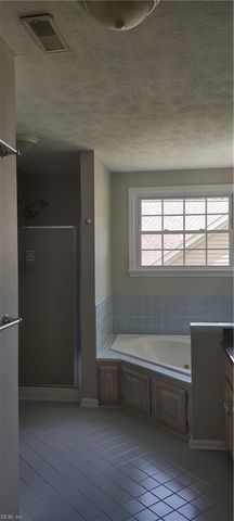 110 Liberty DR, Yorktown, VA 23693