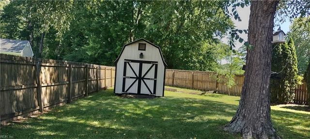 110 Liberty DR, Yorktown, VA 23693
