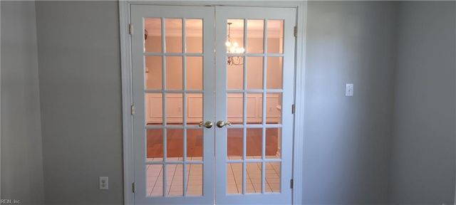 110 Liberty DR, Yorktown, VA 23693