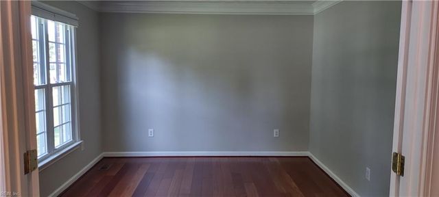 110 Liberty DR, Yorktown, VA 23693