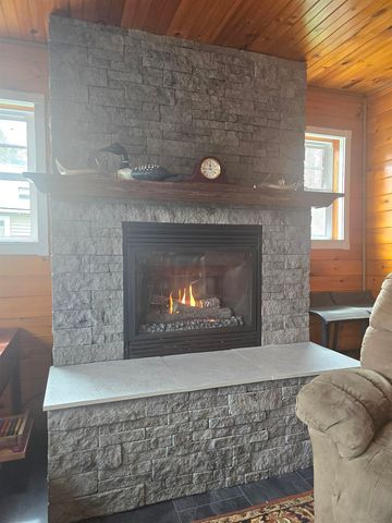 16 West Shore Drive, Tinmouth, VT 05773