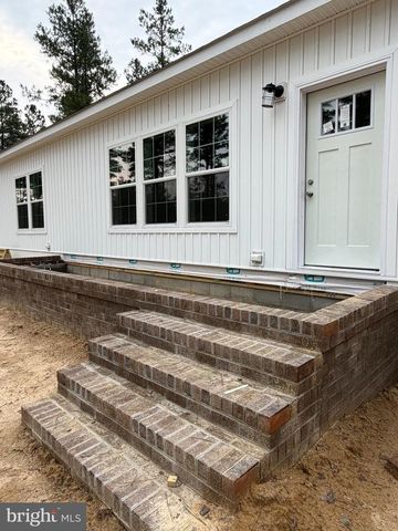 17810 TYLER STATION RD, Beaverdam, VA 23015