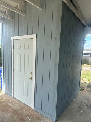 832 Lance Street, Sebastian, FL 32958