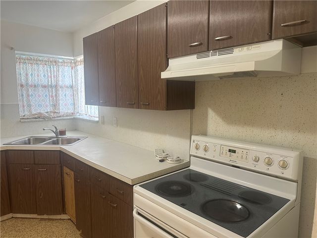 832 Lance Street, Sebastian, FL 32958