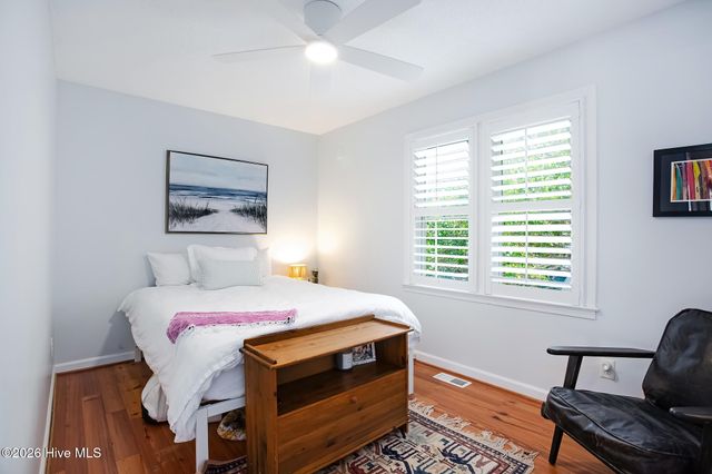 16 Oceanic Street, Wrightsville Beach, NC 28480