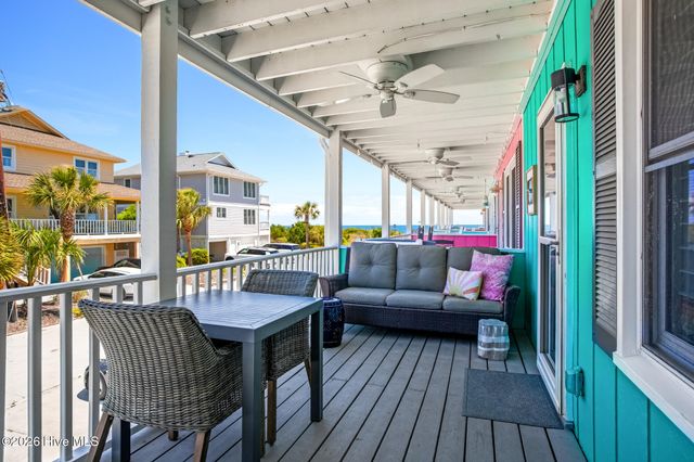 16 Oceanic Street, Wrightsville Beach, NC 28480