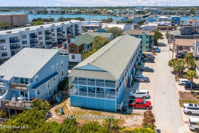 16 Oceanic Street, Wrightsville Beach, NC 28480