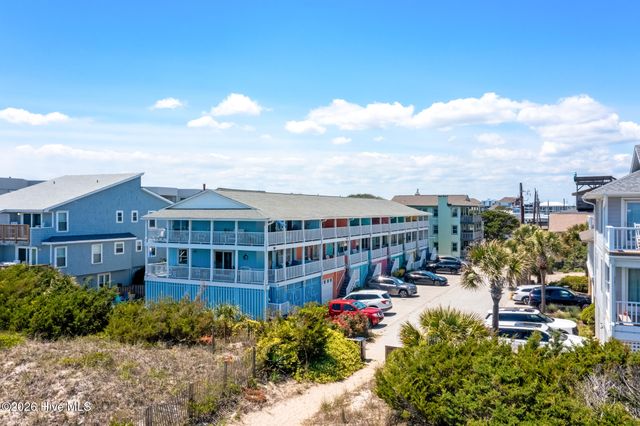 16 Oceanic Street, Wrightsville Beach, NC 28480