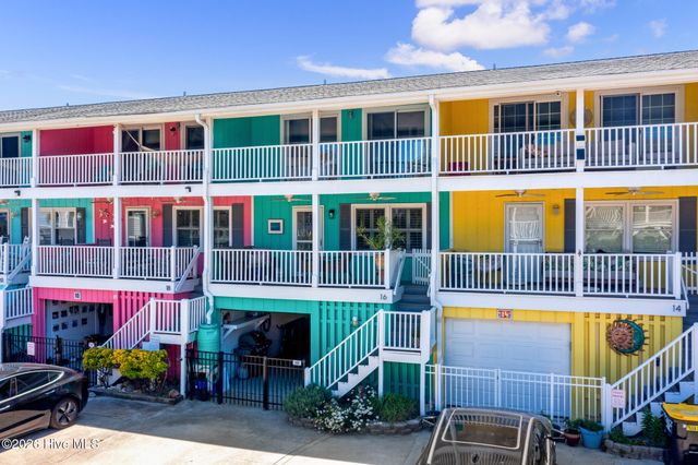 16 Oceanic Street, Wrightsville Beach, NC 28480