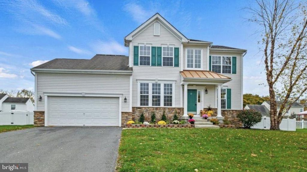 13 HARVEST LN, Pemberton, NJ 08068