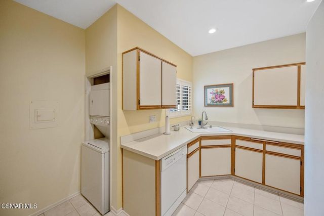 77 Via Colinas, Thousand Oaks, CA 91362