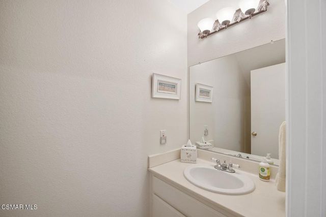 77 Via Colinas, Thousand Oaks, CA 91362