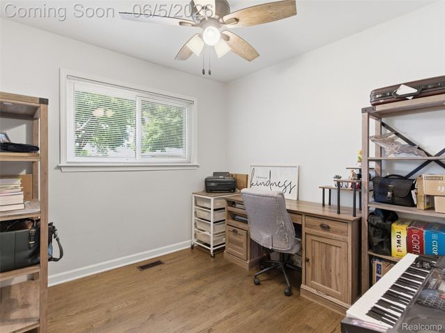 14081 La Chene Avenue, Warren, MI 48088