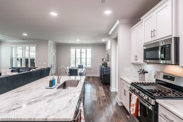279 Griffin Ln, Gallatin, TN 37066