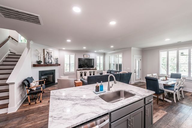 279 Griffin Ln, Gallatin, TN 37066